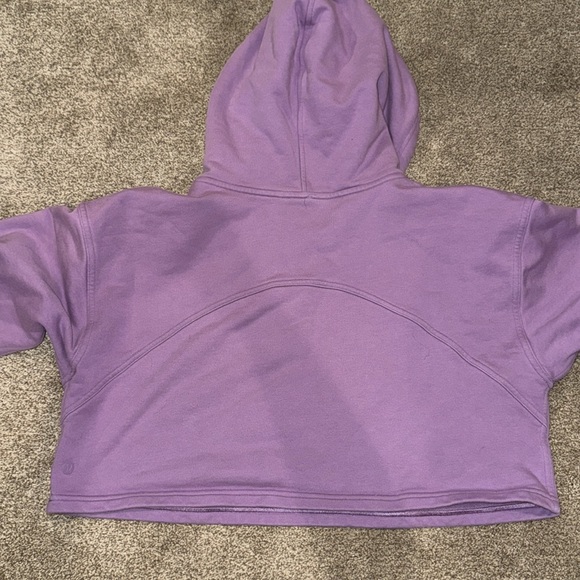 Lululemon Cropped Scuba Hoodie Lavender - Picture 3 of 7